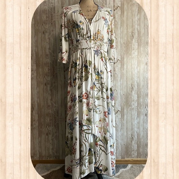 Floral Maxi Dress - White - Picture 2 of 11